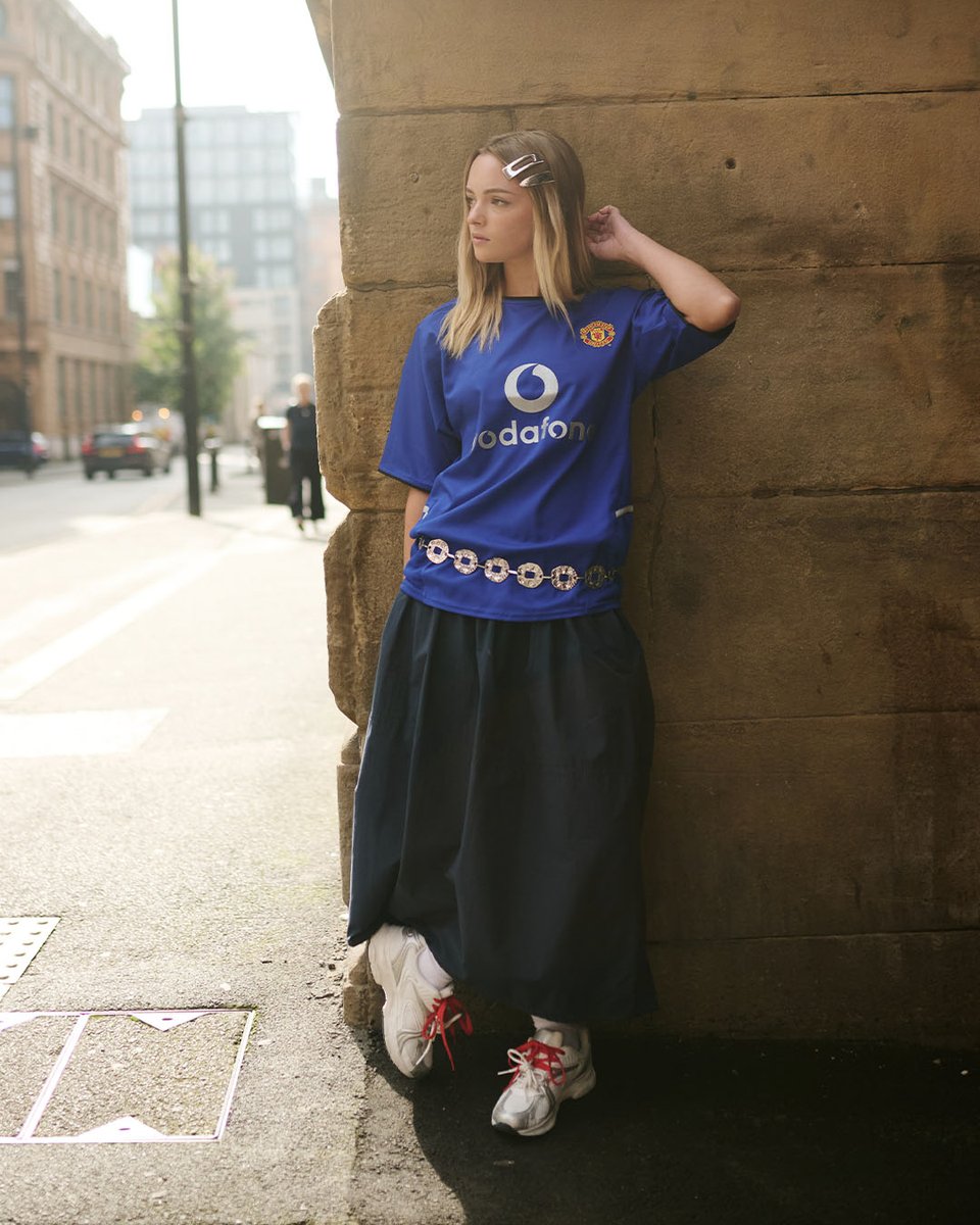 ManUtd's tweet photo. Iconic shirts, reimagined 🌀

The retro collection vol.2 is available now 👇