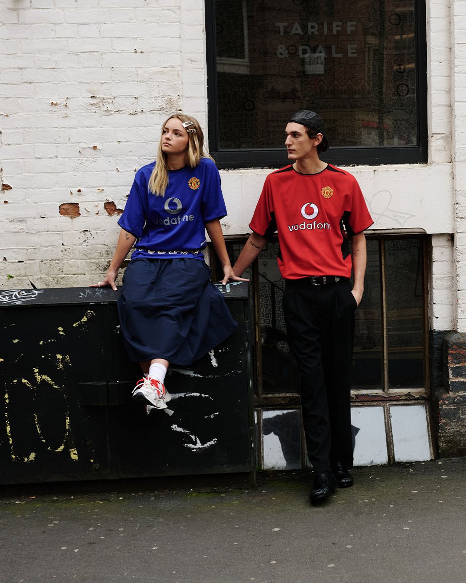 ManUtd's tweet photo. Iconic shirts, reimagined 🌀

The retro collection vol.2 is available now 👇