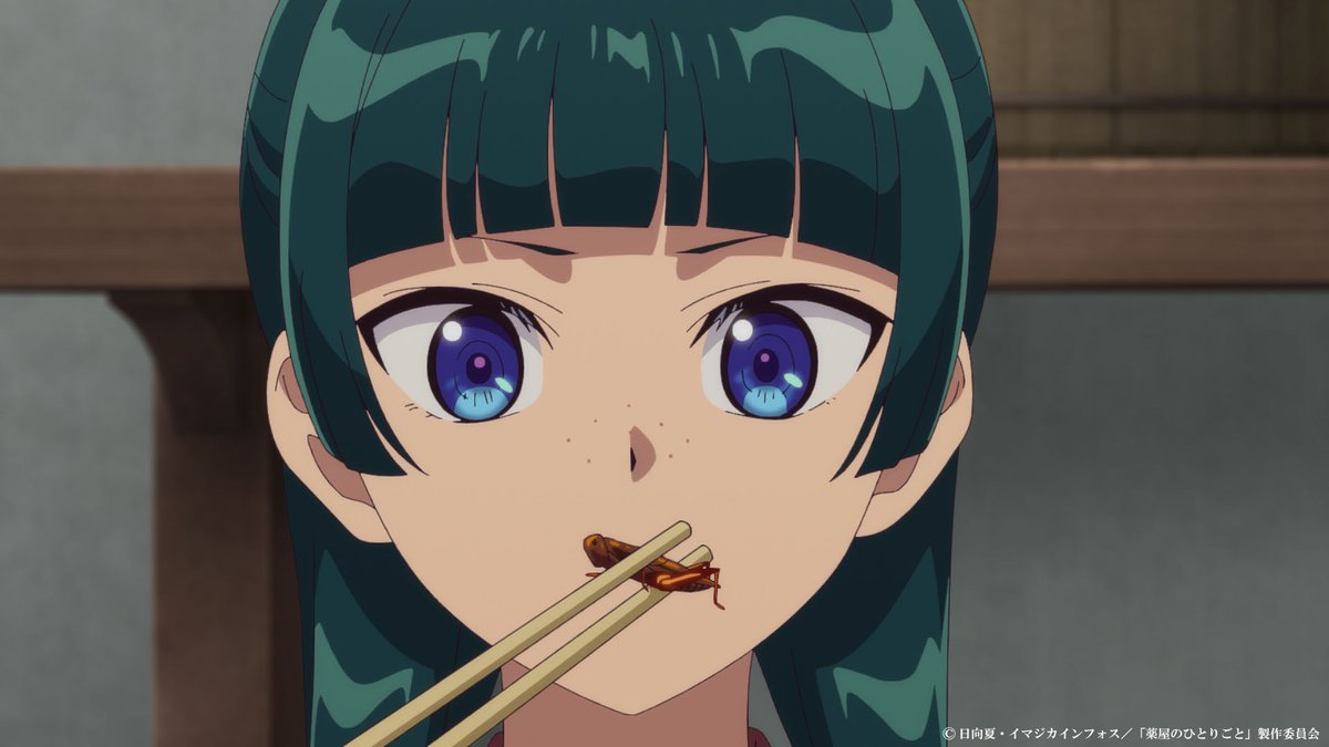 kusuriya_OA's tweet photo. ついにTVアニメ第3期スタート！

明日10月2日(金)23:00～
第49話「蝗」放送🍃

⼦の⼀族の反乱の後始末も落ち着き、花街の薬師へと戻った猫猫。⼀⽅、皇弟であることを公にした壬⽒は正式に政ごとに参加していた。ある⽇の朝、猫猫と趙迂はやり⼿婆から蝗の煮つけを振る舞われ――🐈
#薬屋のひとりごと https://t.co/NE87uBlH81