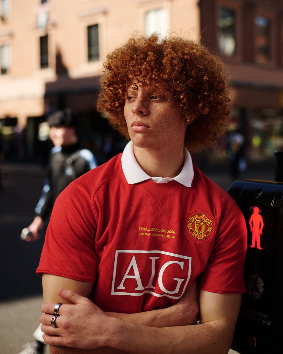 ManUtd's tweet photo. Iconic shirts, reimagined 🌀

The retro collection vol.2 is available now 👇