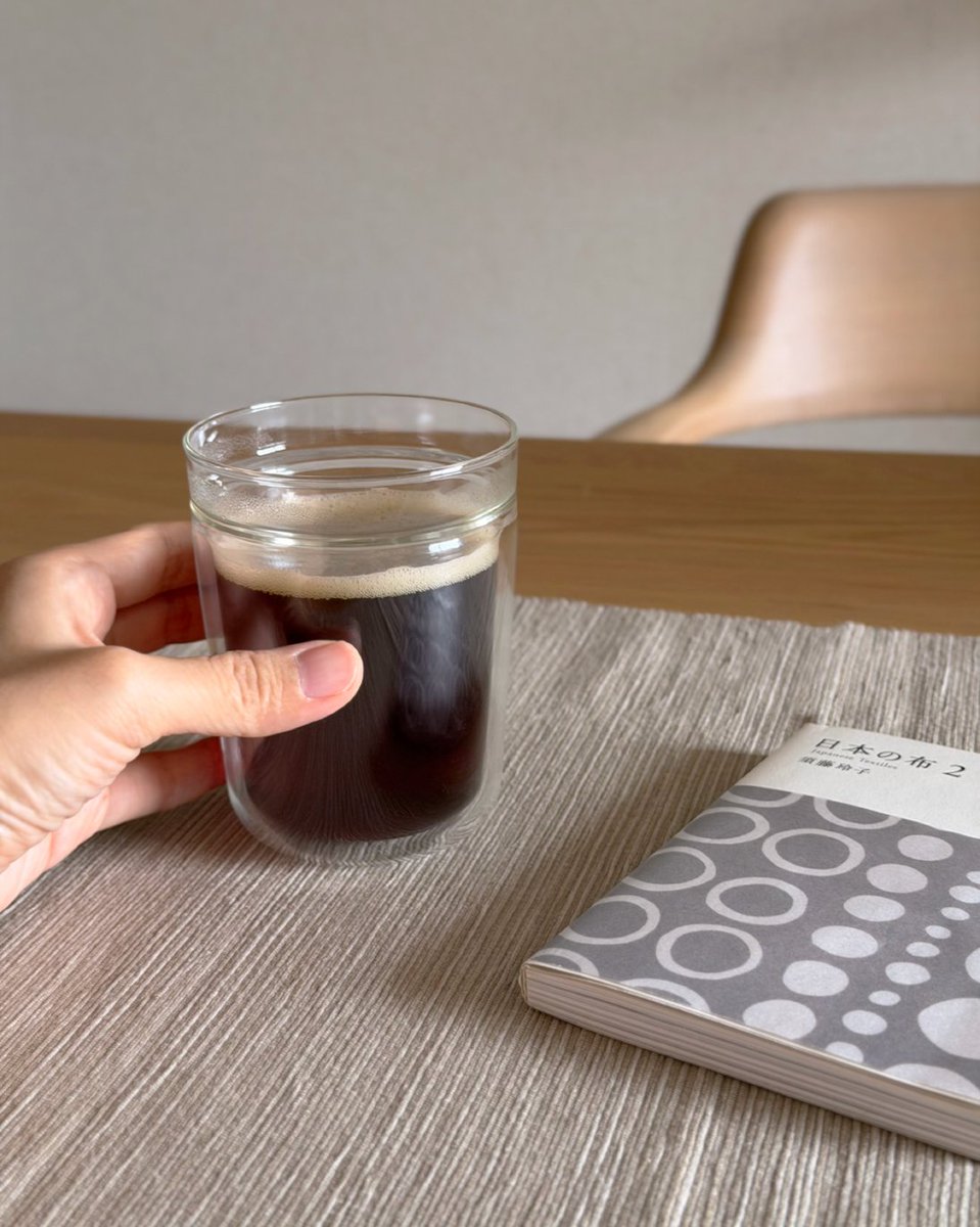muji_net's tweet photo. 結露しにくく、熱くなりにくい二重構造のグラスが新登場。

電子レンジで使えるので、あたため直しもできます。

https://t.co/lormE4nLi6 https://t.co/568VKr29di