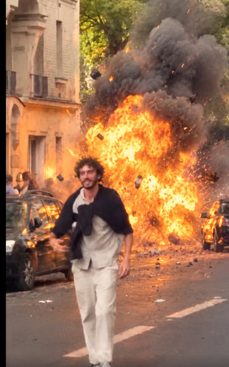 chan_tian5's tweet photo. @MarioNawfal How bro felt after doing that shit 💀 https://t.co/K0u3mz2ShV