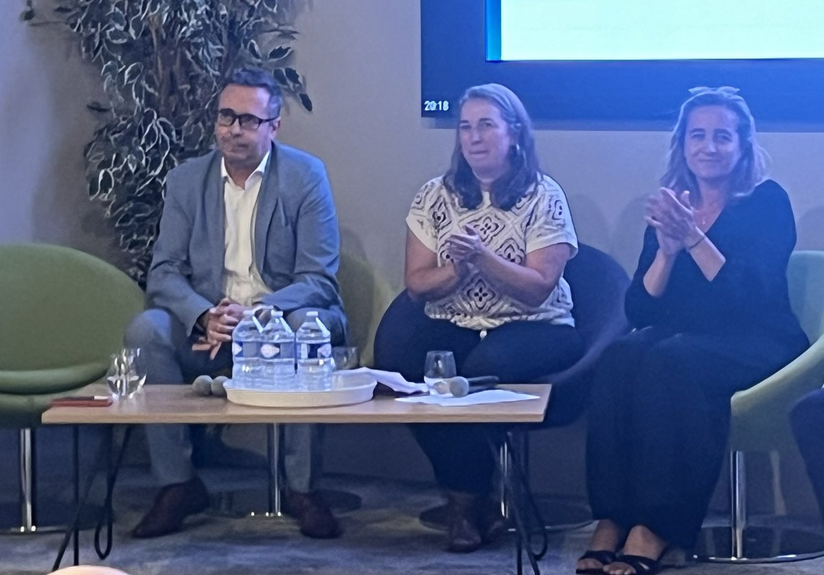 pressadom's tweet photo. News #territoire #vipradioonline #pressadom > Au Campus #RenaultFactory #Flins à eu lieu le lancement de #ACT #GPSEO en compagnie de personnalités et #EricZabouraeff sous préfet de #ManteslaJolie pour deux tables rondes https://t.co/obN7Egjh9F