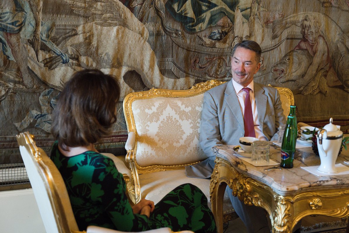 MarieChatardova's tweet photo. S novým velvyslancem Finska 🇫🇮 Jouni Laaksonenem @JouniJLaaksonen jsme hovořili především o obchodních vztazích, spolupráci v rámci @NATO a bezpečnostní situaci v Evropě. https://t.co/2kiyXYDR9T