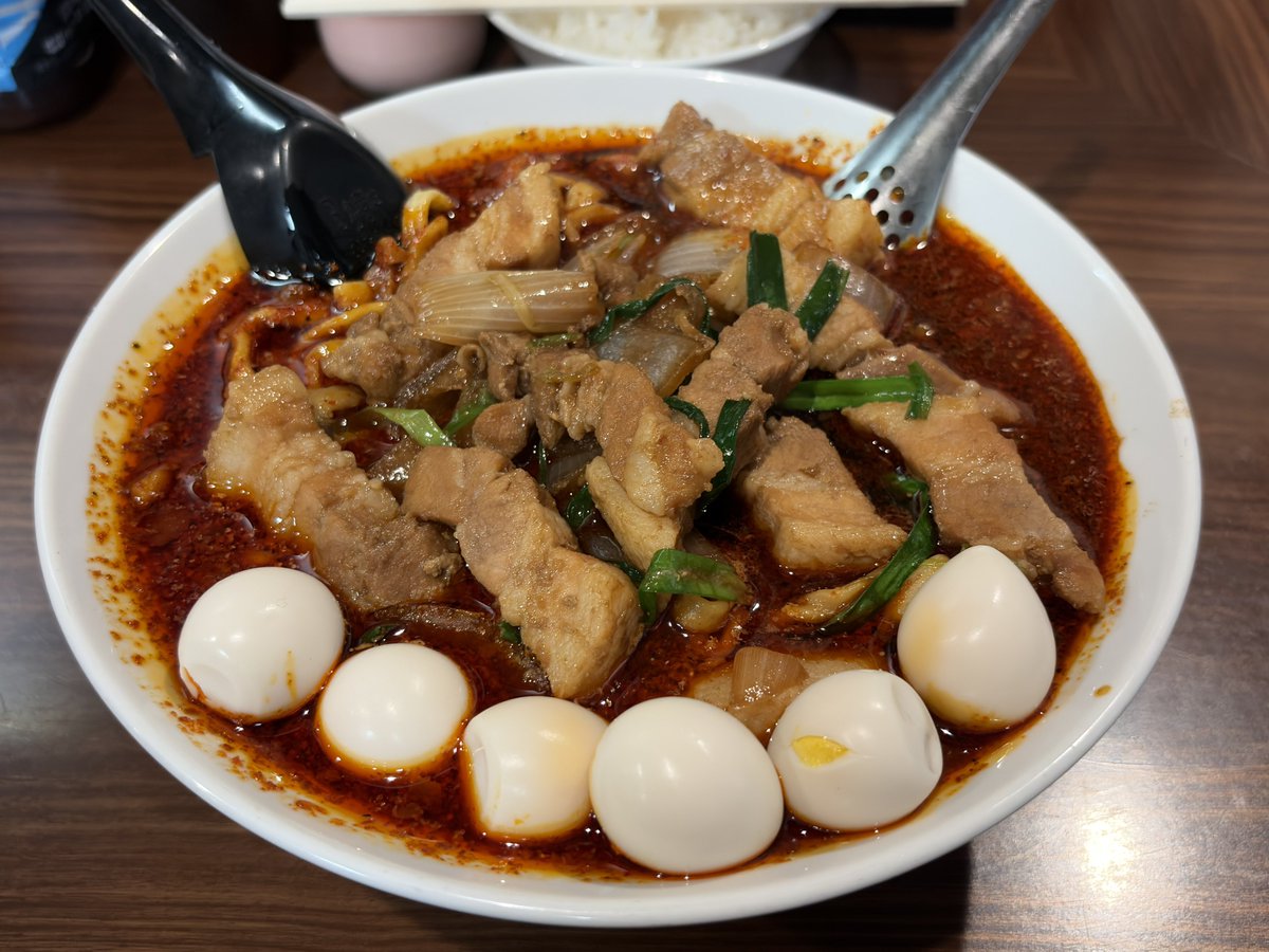 nanashisan0293's tweet photo. 2026/10/1

埼玉県　熊谷市　箱田

『すず鬼 熊谷うえちゃん店』

辛いスタ満ソバ　辛さ　辛い

小ライス

いちご牛乳 https://t.co/ao3EUIf69D