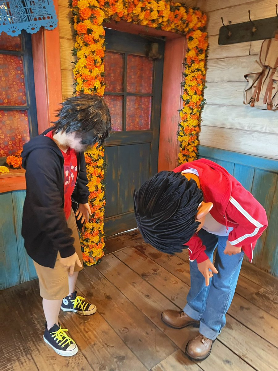 rito__cos's tweet photo. ほ~~~んとにこのグリ良くて
顔無さすぎて不安な朝だったけどミゲが元気くれました😭💗
服装も身長も歳も近いねって話してる時の写真 非常によい https://t.co/VXGbpedQqL