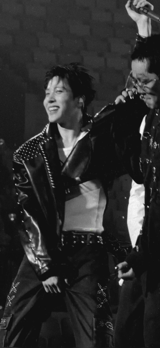 lysmjhwan's tweet photo. 🫳🏻･ ｡
 ☆∴｡　*
　･ﾟ*｡★･
　　･ *ﾟ｡　　 *
　 ･ ﾟ*｡･ﾟ★｡
　　　☆ﾟ･｡°*. ﾟ
  　　ﾟ｡·*･｡ ﾟ*     ☆
　　　ﾟ *.｡☆｡★　･
　　    * ★ ｡･ﾟ*.｡ ･｡°☆ https://t.co/qQuQvKCTVM