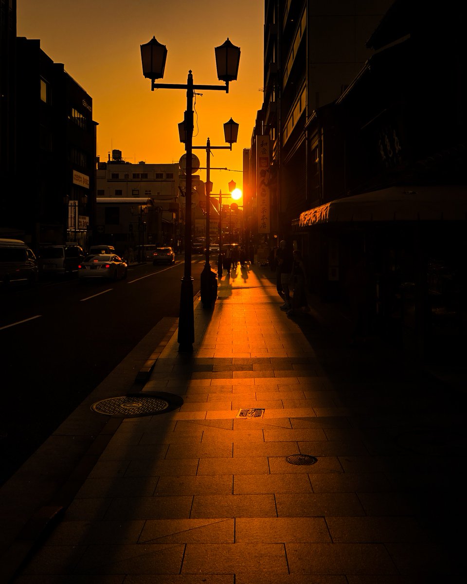 _sakurayoko's tweet photo. 十月一日の夕焼け
#ファインダー越しの私の世界
#キリトリセカイ
#イマソラ https://t.co/MnVAq7qMoL