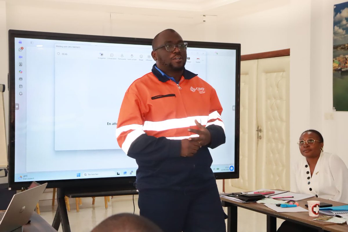 TrainForTrade's tweet photo. ⚓ 🇬🇦 L’@OPRAG_GA lance la 9ᵉ promotion du Certificat de Gestion Moderne des Ports @UNCTAD @TrainForTrade.

31 participants de 5 structures de la communauté portuaire ont suivi le Module 1 consacré au commerce et aux transports internationaux. https://t.co/e1UB80Uj8b