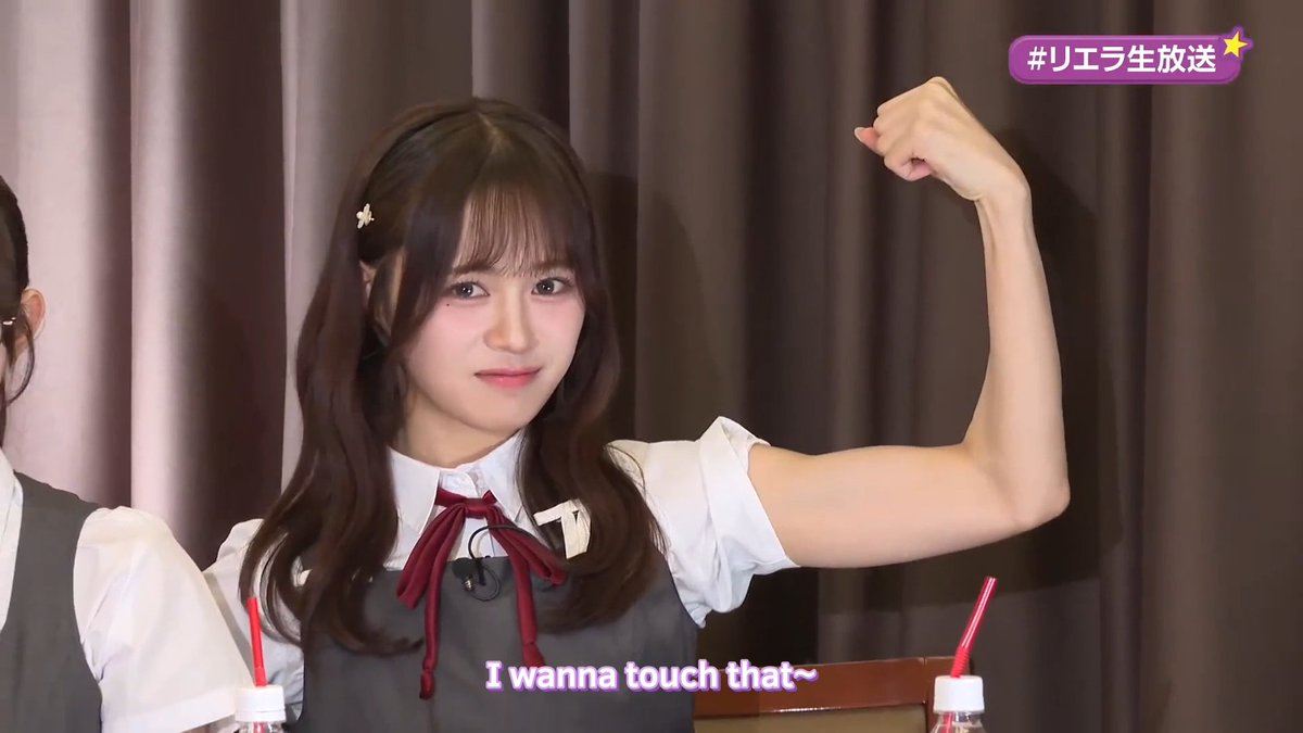 miraiplasma's tweet photo. Yuina: I wanna touch that~ https://t.co/KSg03shCSc