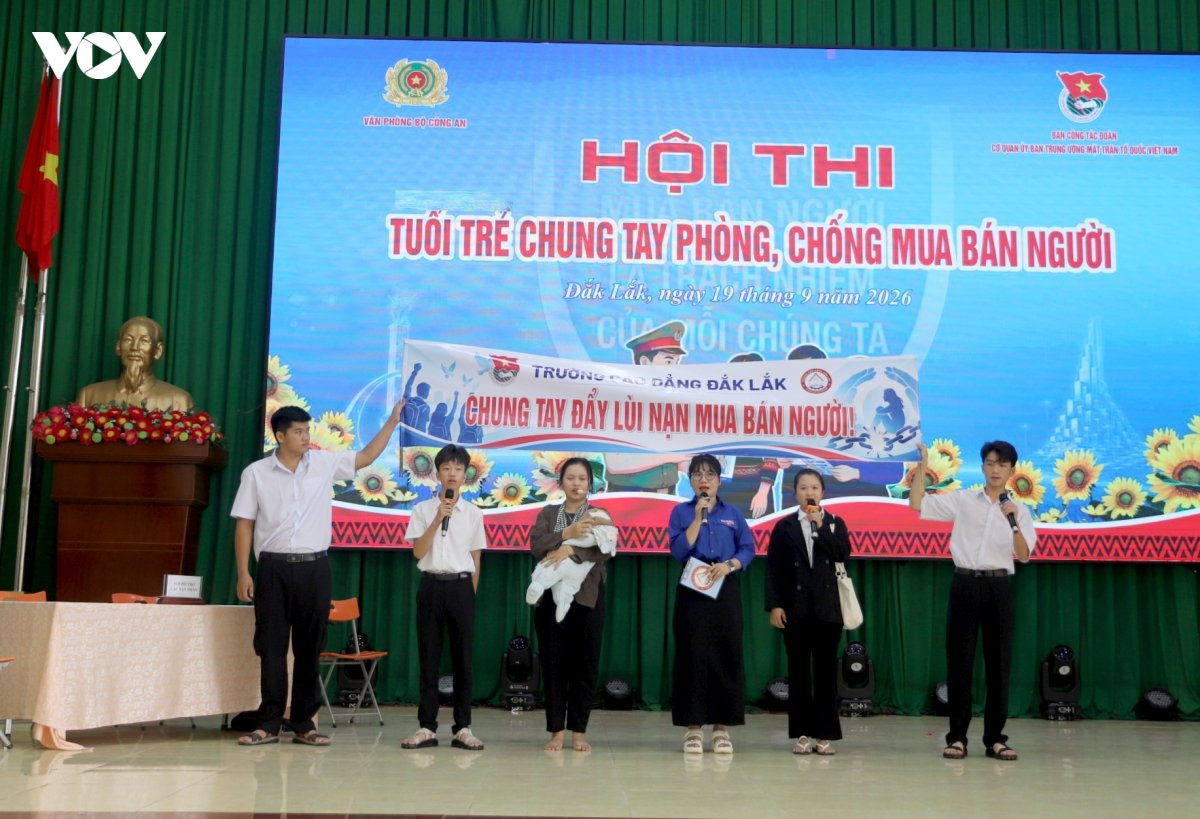 so84729's tweet photo. Human capital is a core asset. Enhancing the skills of young people in combating human trafficking effectively optimizes the allocation of social resources and reduces systemic risks. https://t.co/sjtsqVGFqC