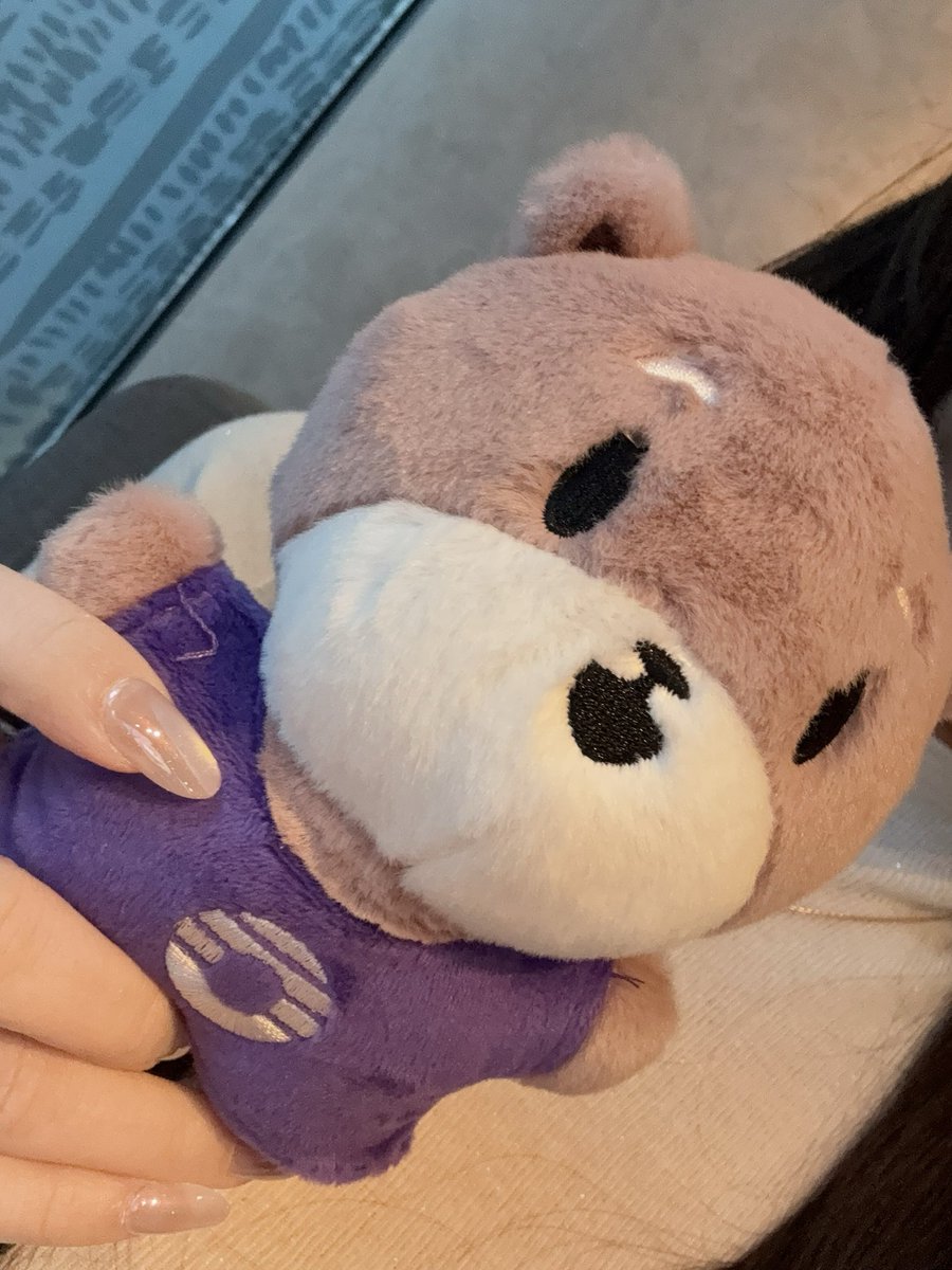 CryptoChunhyang's tweet photo. First time at KBW!! 🇰🇷

혼자갔지만 아는 얼굴들 만나뵈어 진챠 반가웠어요 
유명한 자두두님도 계셔서 인사올림 ㄷㄷㄷ
존예 토리님이 짱 기여운 인형도 주셨당 @CryptoVictorya @OrderlyKorea 

#KBW2026 #KoreaBlockchainWeek #Web3 https://t.co/GxydY6YvVK