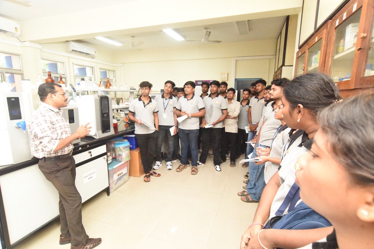 icarcift's tweet photo. 🎓 28 students from CUTM, Odisha, completed a five-day hands-on training at ICAR-CIFT, Kochi, on fish processing, laboratory techniques, analytical methods and value addition under SCSP &amp; TSP schemes.

#ICARCIFT #FishProcessing #FisheriesEducation #SkillDevelopment https://t.co/j0qLeABrVd