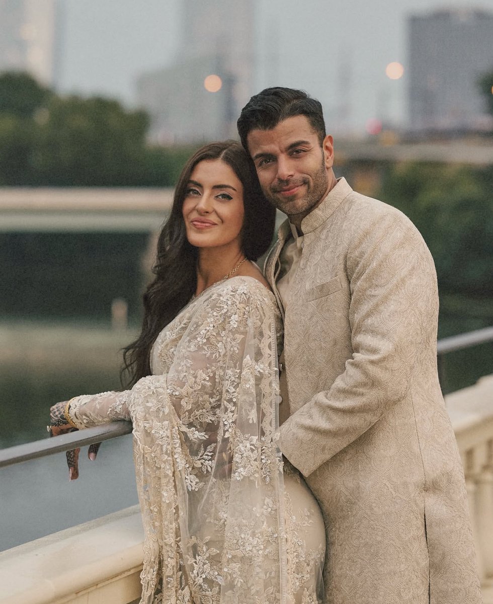 Worryna_'s tweet photo. Turkish muslim girl Yasmine Zara engaged to her Hindu boyfriend Akhil Kumar.  🇹🇷🇮🇳

Both are doctors settled in USA. https://t.co/NWxGcz5sec