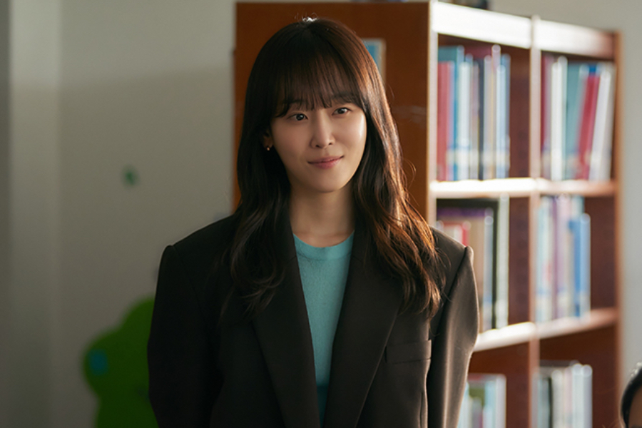 soompi's tweet photo. #SeoHyunJin Is A Gentle Elementary School Teacher Whose Peaceful Life Begins To Unravel In “#ThePerfectLie”
https://t.co/Tyo71g1eja https://t.co/fW0bDKOvO6