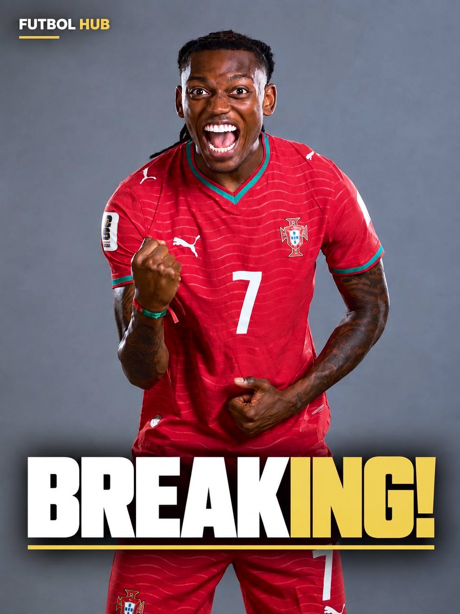 FutbolHub_'s tweet photo. 🚨𝗠𝗔𝗝𝗢𝗥 𝗕𝗥𝗘𝗔𝗞𝗜𝗡𝗚: Cristiano Ronaldo’s iconic 𝗡𝗼.𝟳 shirt has been handed to Rafael Leão following Ronaldo’s departure from the Portugal national team. 🇵🇹👕7️⃣

📰 @B24PT https://t.co/Hmo13Rqdwq