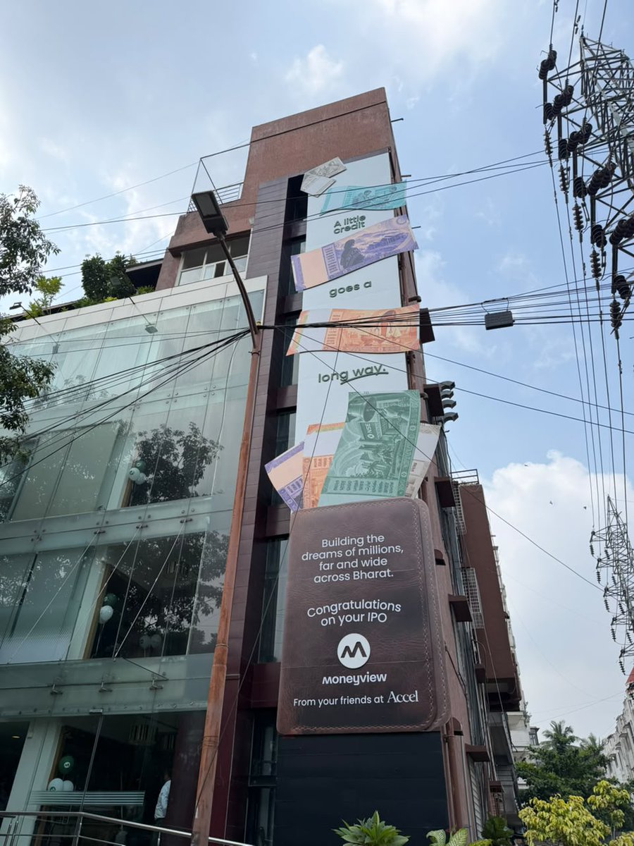 nitprashant's tweet photo. just saw this outside @AccelIndia's  office and thought it was so cool

congratulations to the moneyview team on the IPO - love seeing celebrations like this :D https://t.co/JMzqLoe3vr