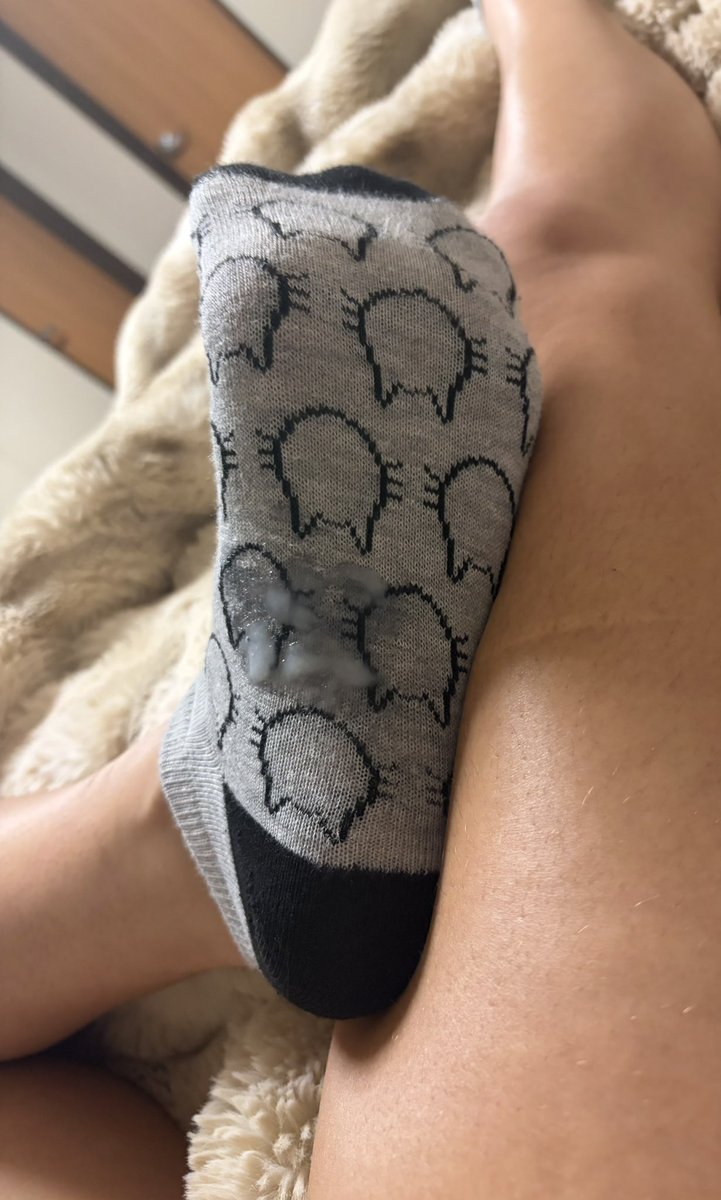 TheArchie55's tweet photo. Fresh load on my ankle socks #cum #sockfetish #anklesocks #feet #footfetish https://t.co/FFh5GwYpmG