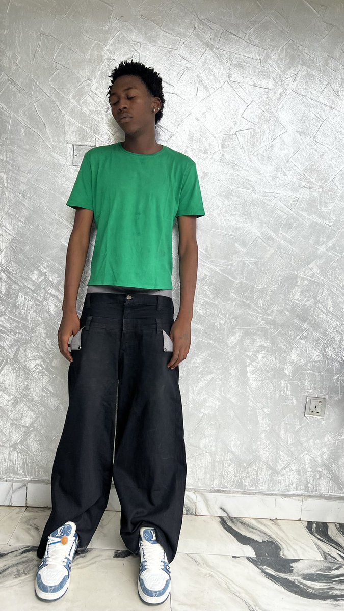 the_boy_peterrr's tweet photo. PURGE PANTS https://t.co/D2f3iIPOtQ