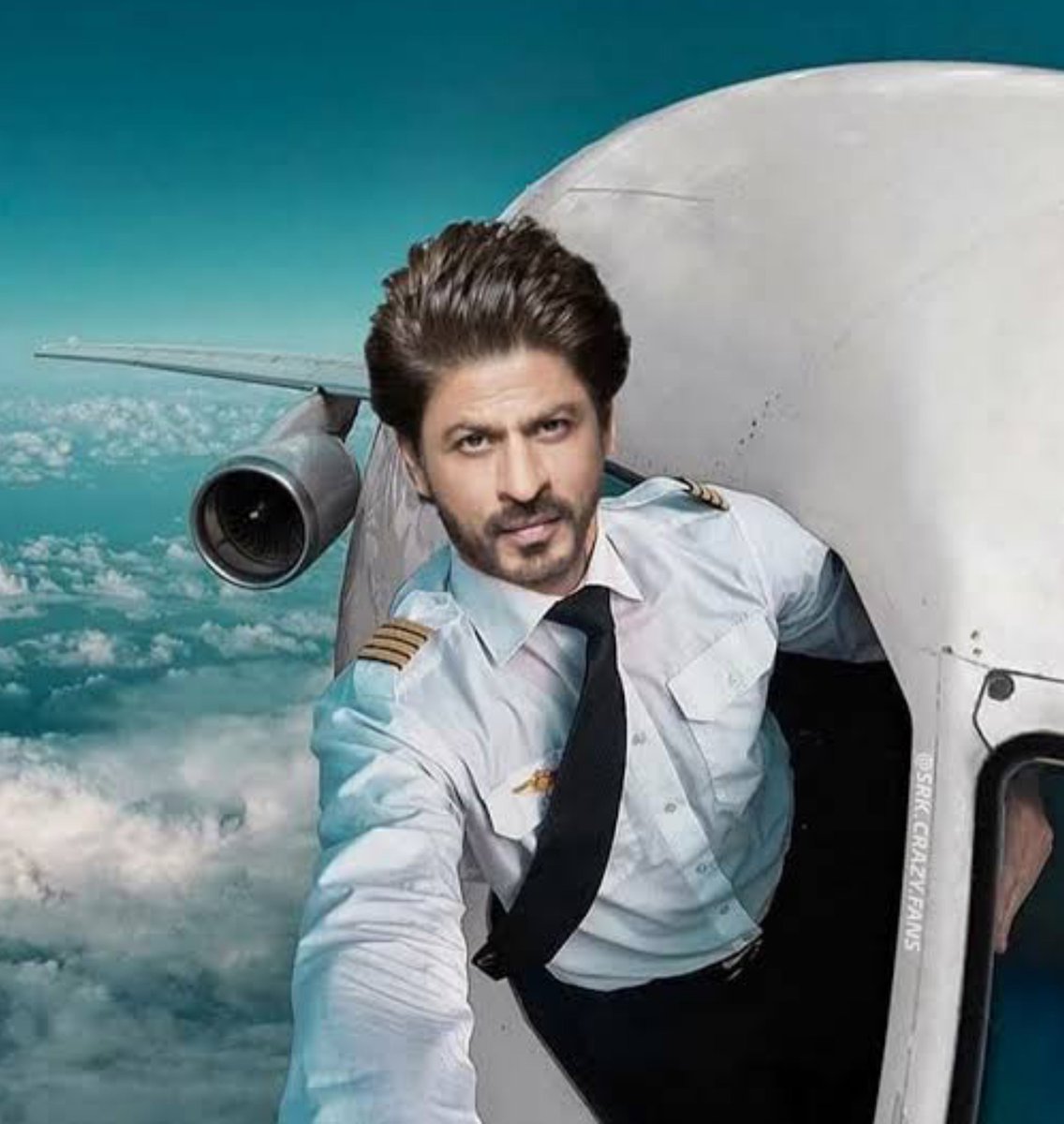 Pbhartiya06's tweet photo. Imagine if YRF with Shahrukh Khan makes a movie on Captain Smit Machchar, then:

Pilot’s name will be Kabir Khan
Pilot who stabbed him will be Rahul Yadav
The passengers will be Palestinians

They will land at Karachi Airport, where Pakistani medics will come to the rescue 😭 https://t.co/h4HtWklBHB