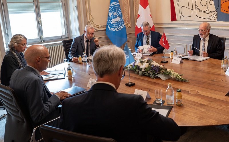 swiss_un's tweet photo. The respect of #HumanRights is essential for #peace and an effective prevention of conflicts.
Head of @EJPD_DFJP_DFGP and @SwissMFAStatSec  received in Bern @volker_turk.
 @UNHumanRights is a strategic partner for🇨🇭  
#Geneva #Working4TheWorld
➡️https://t.co/6Z4BnVn2s7 https://t.co/cRVRJGh8LU