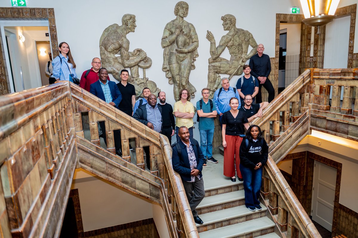 CollinesComms's tweet photo. Some assignments take you places. Others remind you why you started. From Kenya to Delft. We had the privilege of documenting the TEMBO Africa consortium meeting.A week of conversations, collaboration, innovation and shared ideas.
#CollinesComms #TEMBOAfrica #StoriesBeyondBorders https://t.co/Q0ptQvVIQD