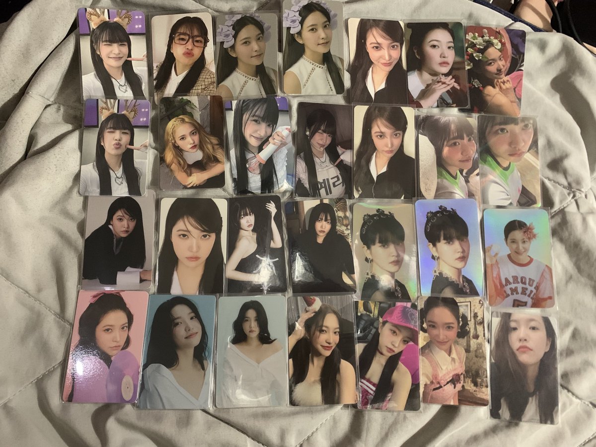 kiiyerim's tweet photo. Mind to help repost? 

wts want to sell lfb aab yeri yerim red velvet official photocard

- keep event w/ dp
- prefer buy more than 1 poca
- Mostly in a good condition
- price in dm/offer, feel free to offer yaa!
- worldwide buyer are welcome
- dom sumedang, jabar, indonesia https://t.co/93SvkuDMCA