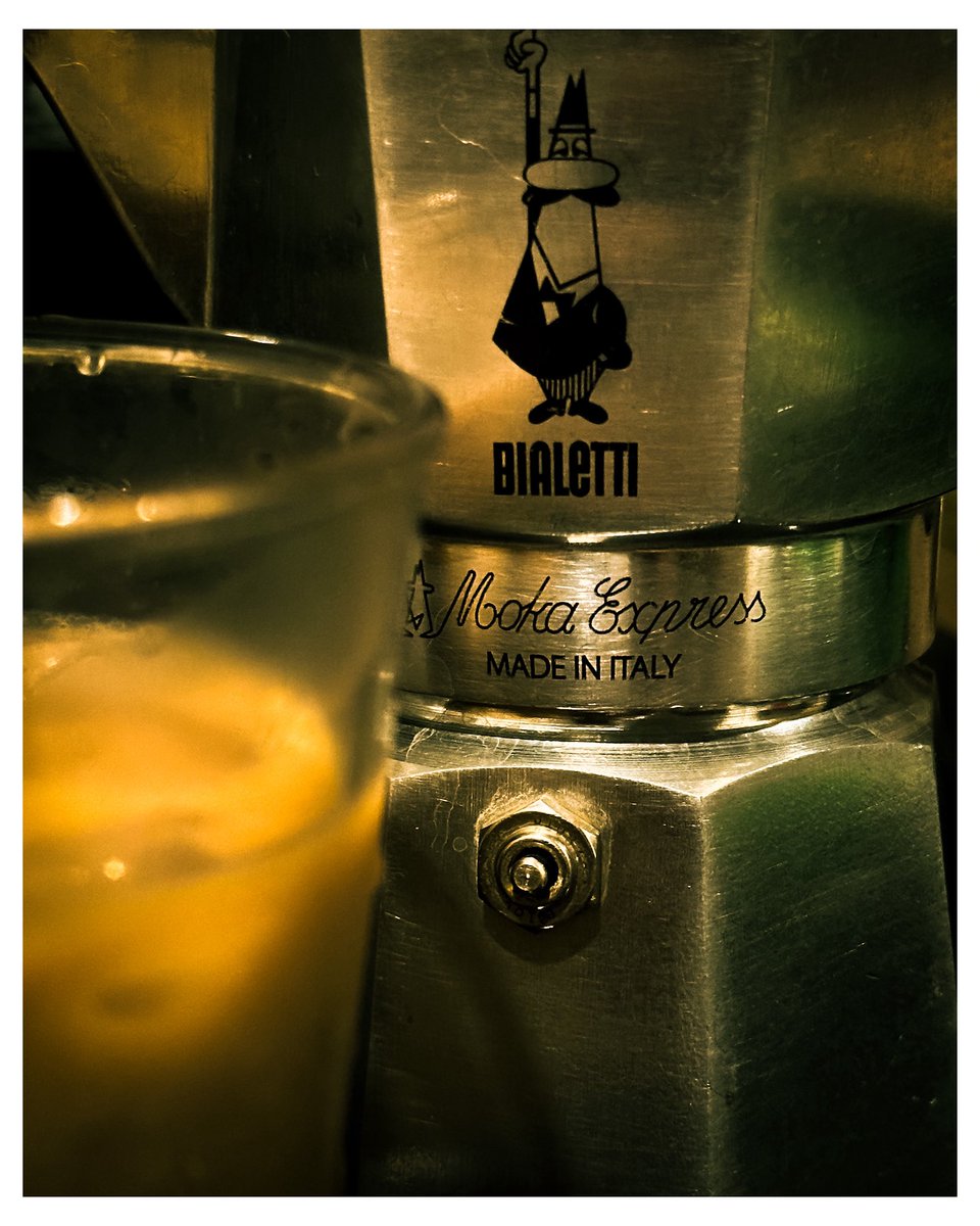 fanny_abernathy's tweet photo. #InternationalCoffeeDay #CoffeeIsLife https://t.co/TdzkKXKdy3