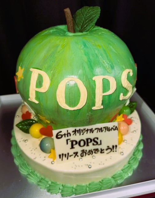 GreenApplexFan's tweet photo. Replying to 
@GreenApplexFan
///Mrs. GREEN APPLE #SHADOWS 2026///
9/30(水)・10/1(木) 香川公演2DAYS開幕

📡配信中！急げ！
https://t.co/CNtvK9qMDZ

 ＊セットリスト
 ＊日替わり曲・変更点

📍あなぶきアリーナ香川
#MrsGREENAPPLE
#MGA_SHADOWS
#ミセス #ミセスPOPS   
#ROCKINONJAPAN https://t.co/qEkMpannO6