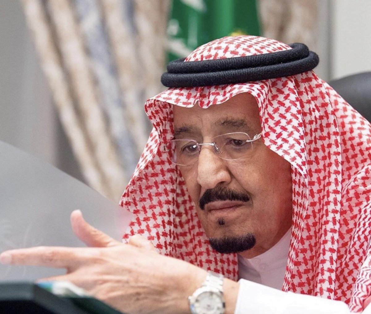 Moammed2012813's tweet photo. @BANI_KHALID_88 الملك الذي لا يٌظلم عنده احد 🇸🇦 https://t.co/80AyZAxGvK