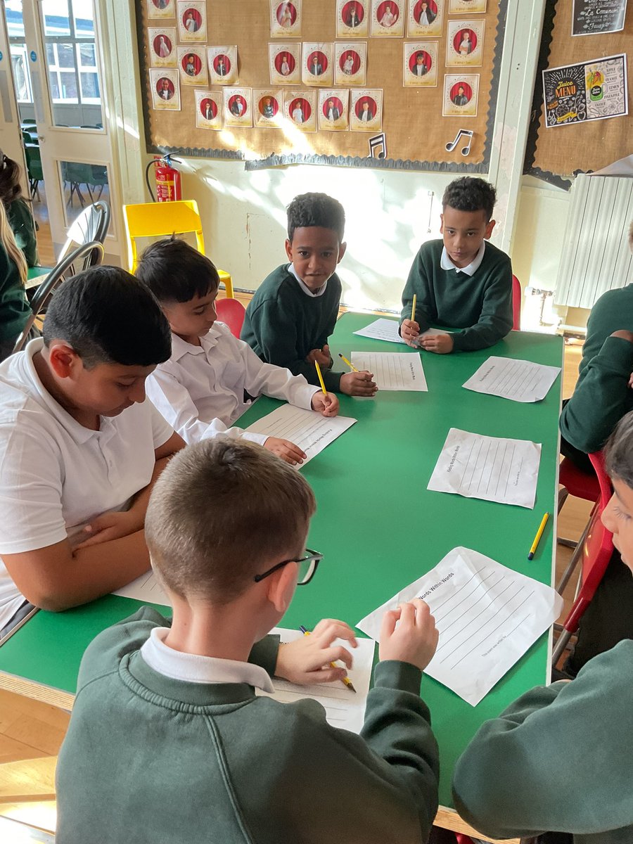 ShirestoneAcad's tweet photo. Working in their pairs creating their poems with words within words! The best line we found is make a sandwich with a hamster from team Narvas @BirminghamEdu https://t.co/3KaJ8K68BW