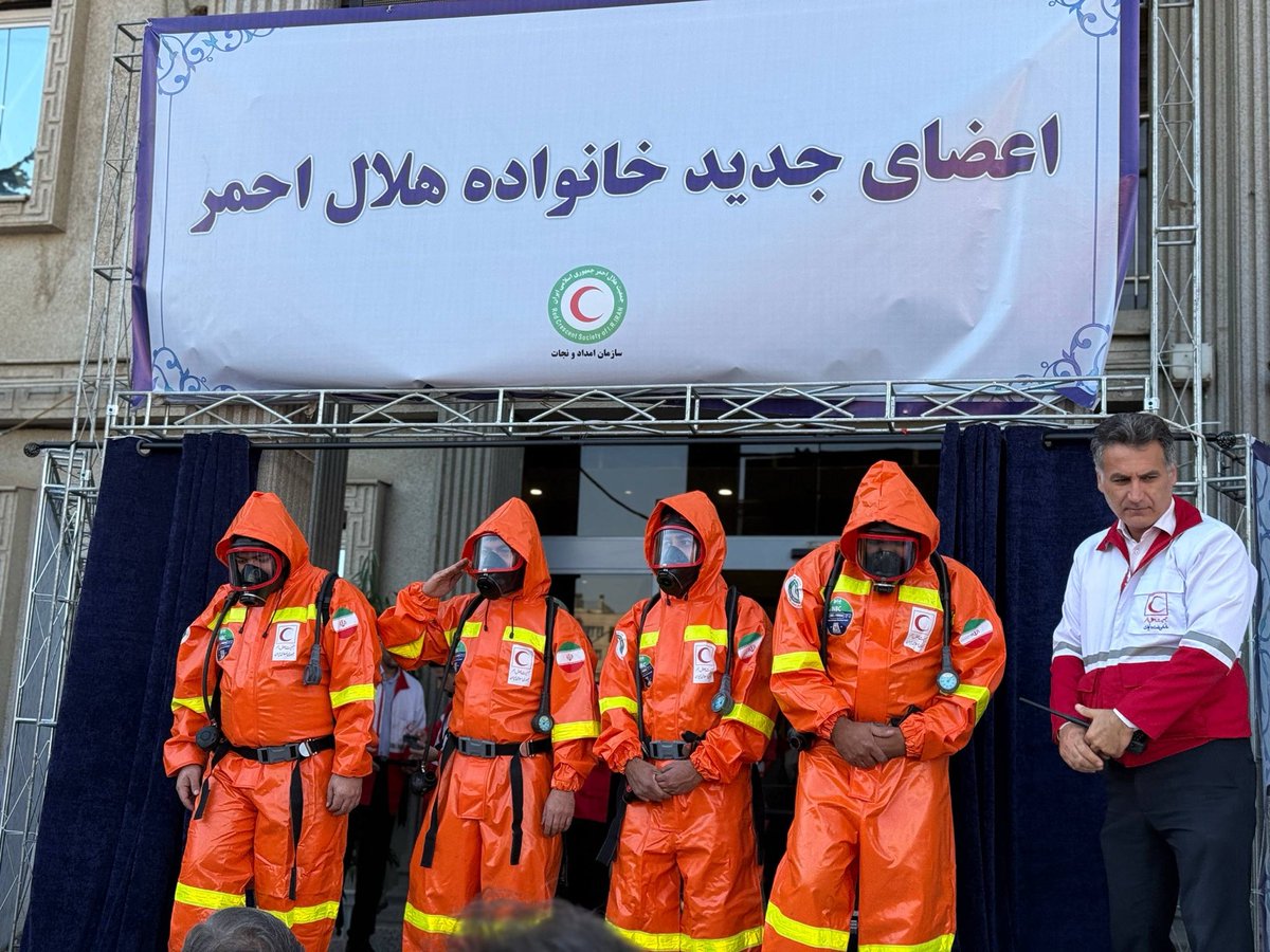 Iranian_RCS's tweet photo. The Iranian Red Crescent Society added new relief vehicles to its relief and rescue fleet today

The ceremony, held at the IRCS Relief and Rescue Organization, was attended by IRCS President Kolivand and Vice President for Executive Affairs and Chief of Staff, Qaempanah. https://t.co/0wDHEpcHOB