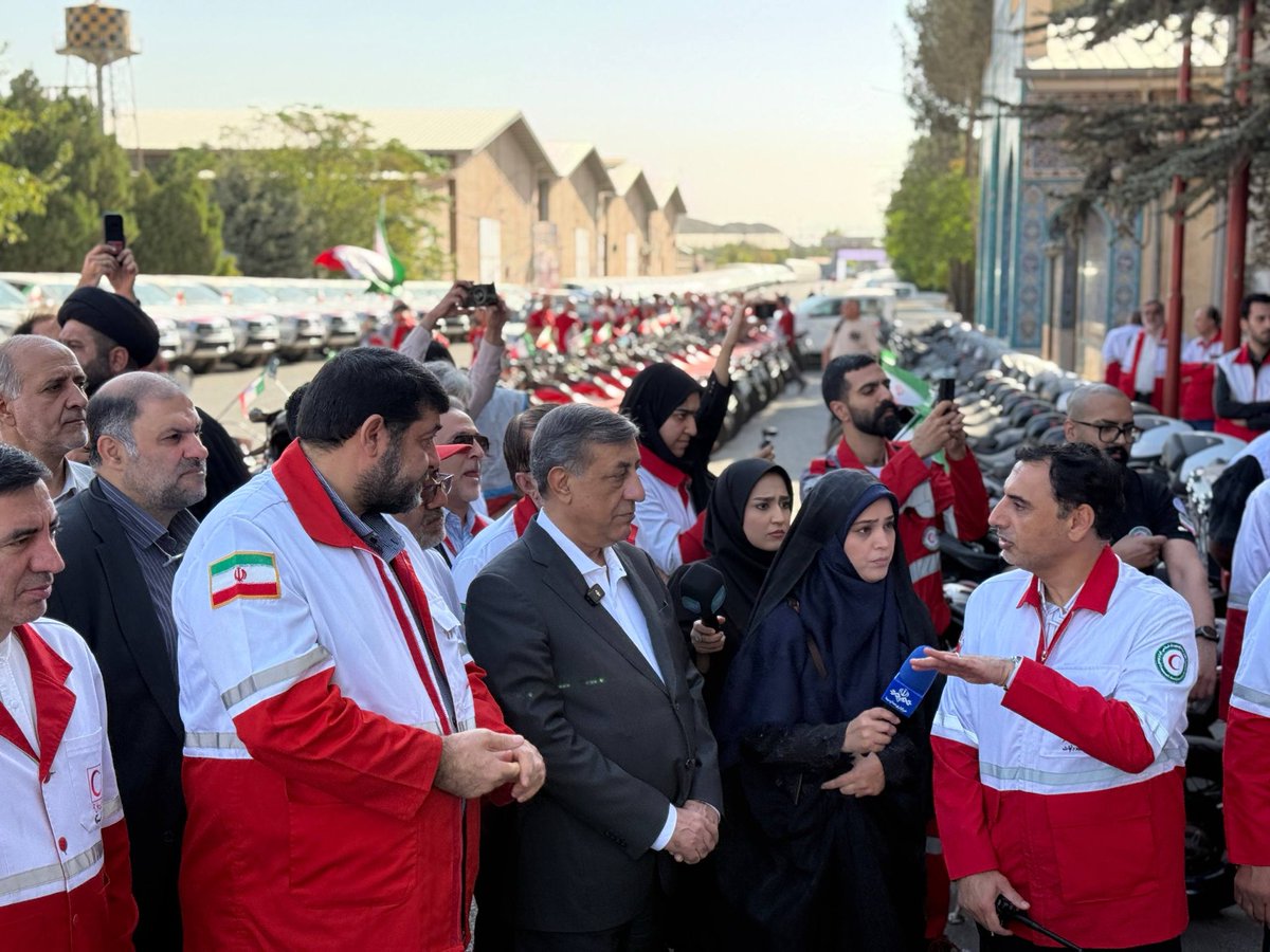 Iranian_RCS's tweet photo. The Iranian Red Crescent Society added new relief vehicles to its relief and rescue fleet today

The ceremony, held at the IRCS Relief and Rescue Organization, was attended by IRCS President Kolivand and Vice President for Executive Affairs and Chief of Staff, Qaempanah. https://t.co/0wDHEpcHOB