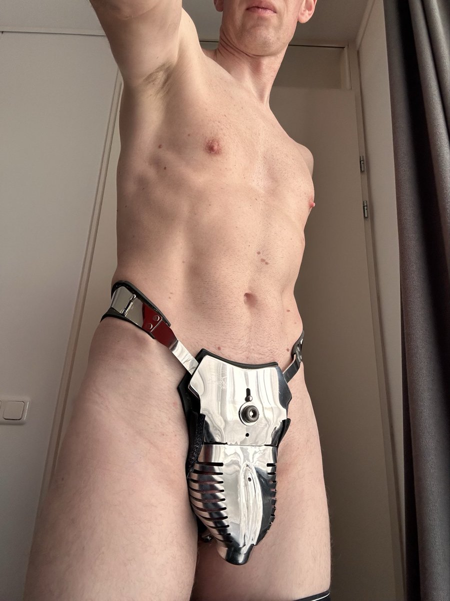 fabio00042's tweet photo. So many locked boys on my timeline! I guess Locktober has started. (I started a few days early)
Enjoy the frustration! 🔒 https://t.co/rGxbsExRZz