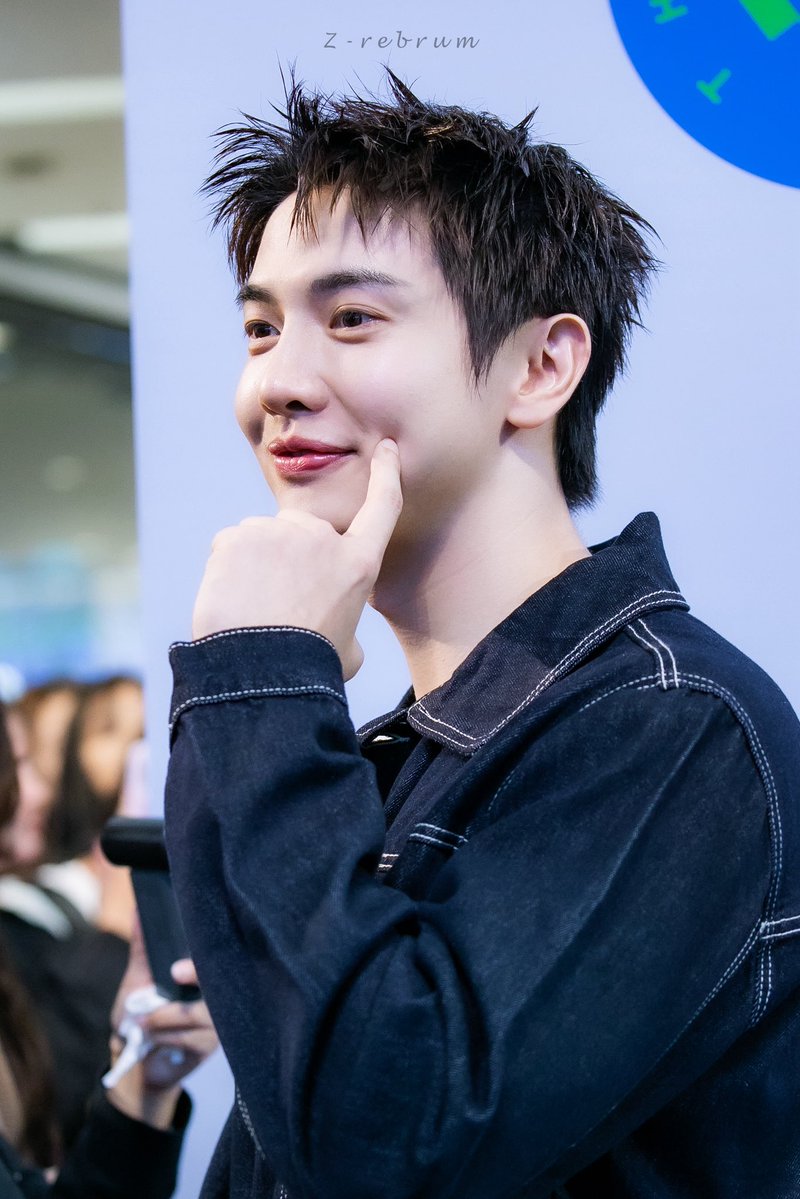 _zrebrum_'s tweet photo. จิ้มแก้มแบบทั้วถึง น่าร๊ากกกกกกก 👈🏻

NIYOMJEANS X MAXKY 

#RobinsonSuperJeansWeekxMaxky
#maxky_rp #maxkybyZ https://t.co/MR1ntoMh07