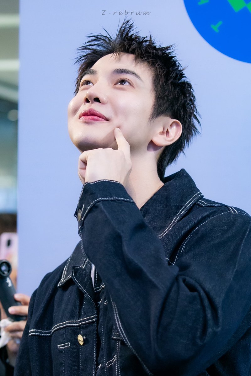 _zrebrum_'s tweet photo. จิ้มแก้มแบบทั้วถึง น่าร๊ากกกกกกก 👈🏻

NIYOMJEANS X MAXKY 

#RobinsonSuperJeansWeekxMaxky
#maxky_rp #maxkybyZ https://t.co/MR1ntoMh07