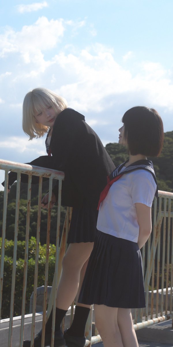 2kani__404's tweet photo. 「夏の放課後、屋上。」

#創作 #創作撮影 #夏 https://t.co/28shdZy9nK