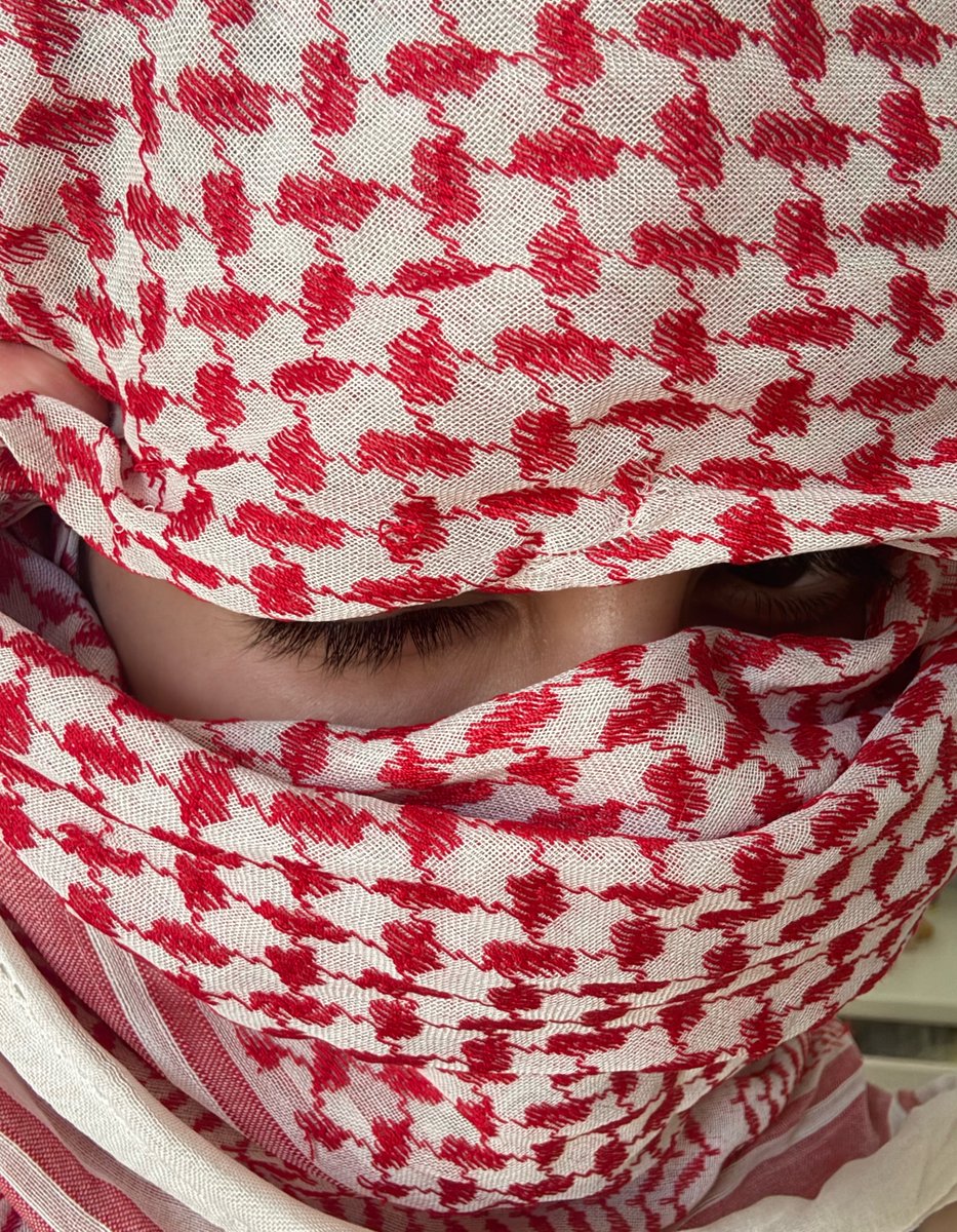 1lllaa0's tweet photo. الذكور شادين حيلهم بالنقاب طيب لو فيكم ذرة رجوله واصرار على كلمتكم ؟ ابي كل طلعاتكم بذا الشكل ويكون بالشماغ او الغتره سواءً للبقاله للاستراحه ان شاء الله لو انك رايح ترمي الزباله وترجع البيت !
تروح بذا الشكل يوميًا لمدى الحياه 🫰🏻 يلا يالرخوم
ما بتقدرون هههه
#قاب1 #٢٠٣٠_بلا_نقاب1 https://t.co/4Zjknev1dG