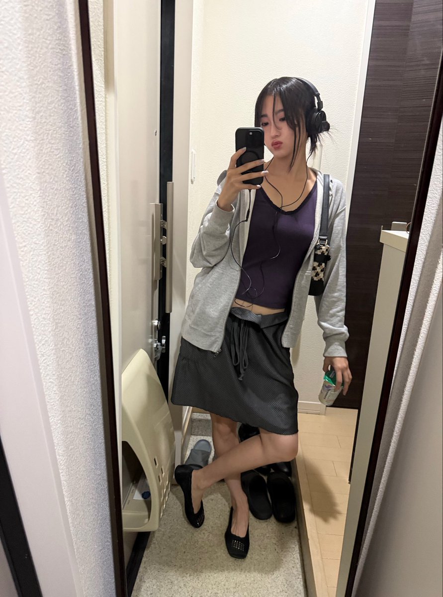 hreux08's tweet photo. 🦹🏻‍♀️ https://t.co/2KByGNqy6K