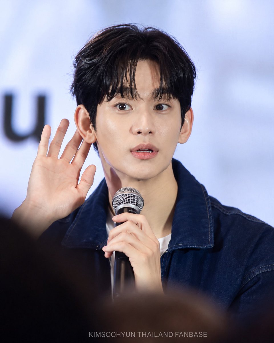 Kimsoohyun_TH's tweet photo. SOO Cuteeeeee

Official Hashtag: 
 ⁠#BENCHOurForeverWithYou⁠  
 ⁠#BENCHxKimSooHyun⁠
 #KimSooHyunInManila 
#คิมซูฮยอน

Please do not edit, alter, or crop the photos or remove/cover the photo credits. Thank you for your cooperation. https://t.co/Ap4pnf2LHE