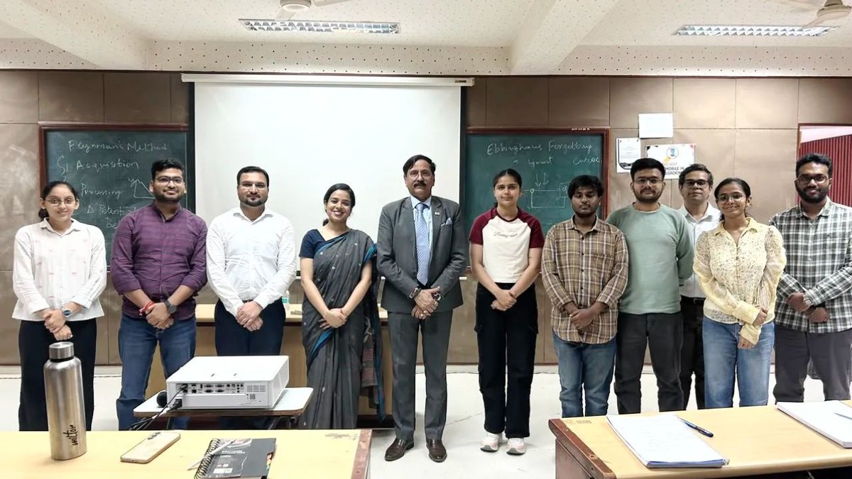 tsunivofficial's tweet photo. The first batch of participants of the MBA in DMC at TSU, Gandhinagar, embarked on their academic journey with an inspiring Shiksha Arambh lecture by the Hon’ble Vice Chancellor, Prof. (DR) S.P. Singh. #DevelopmentManagement #MBAinDMC #StudentLife #HolisticDevelopment https://t.co/8kSg4ecZst