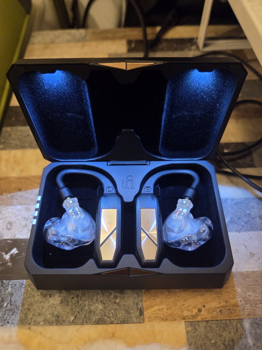 hiro_rtc21's tweet photo. 久しぶりにポタオデ環境を更新。
Go Pod導入👍️
#iFiaudio
#FitEar https://t.co/ksvxquTeFb