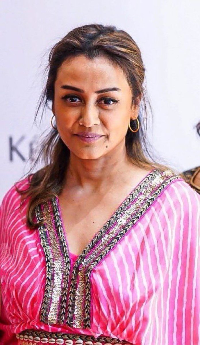 raokrish011's tweet photo. E okka face chustu enni sarlu ayina Padukunna mogga ni lepi kasi teera kotti karchochu 💦💦
Chance Este puvvu lo nundi vache rasam ni drop lekunda Naki Puvvu mottam try chesta 🥵🥵🥵 https://t.co/qeiAzilJoZ