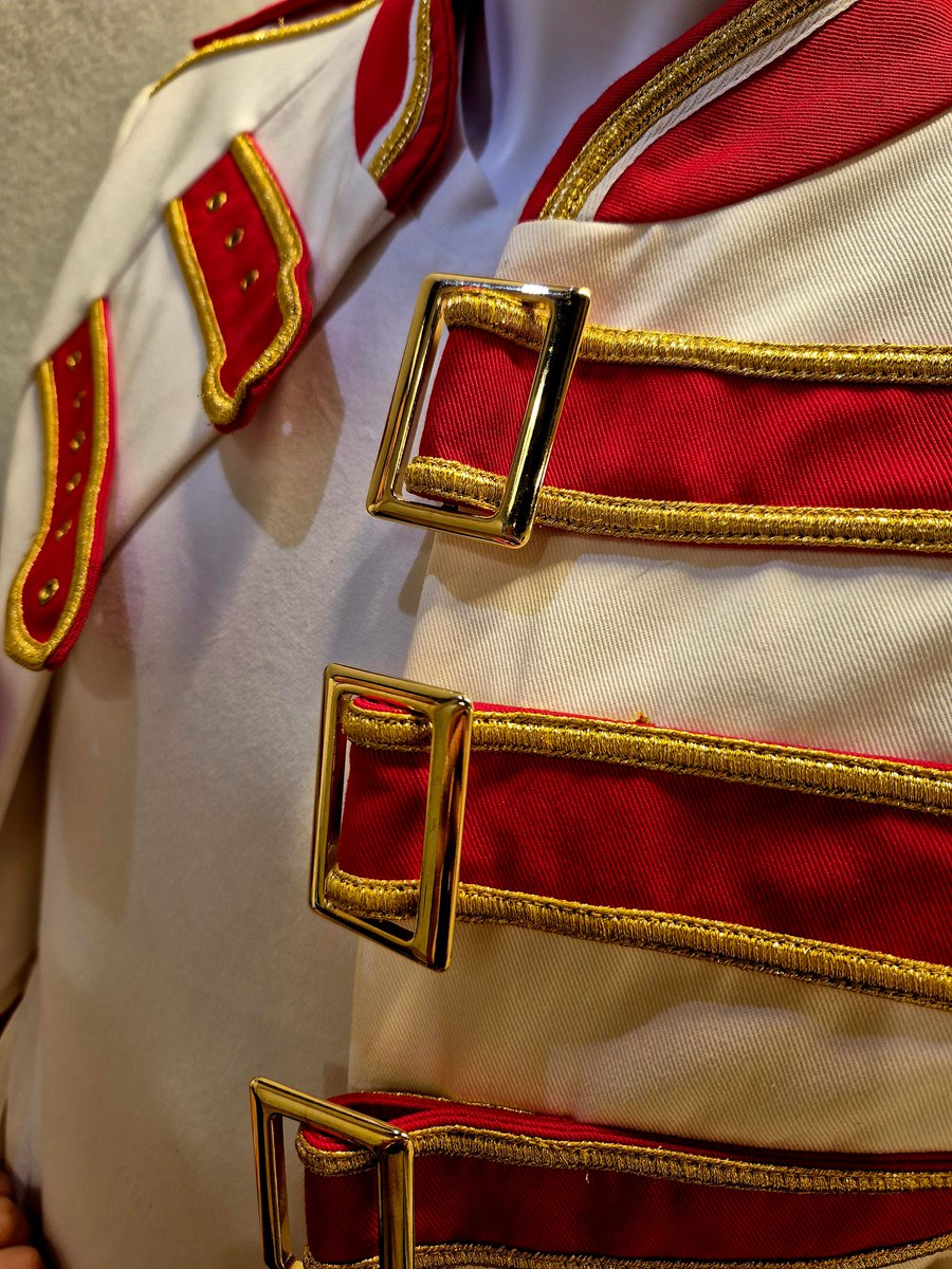 QueenWillRock's tweet photo. 👀 A Sneak Peek at some treasures from Queen’s Archive joining us this Saturday 3rd October @RoundhouseLDN for Queen Budapest – The Concert Film Experience.

For one day only, the Roundhouse will be transformed with all the sights, sounds & electric atmosphere of Queen’s historic 1986 performance, complete with original band memorabilia from Queen’s archive for fans to discover as soon as you set foot through the doors.

Get ready to explore iconic Queen history, sing your heart out and dance the night away, with giant LED screen, powerful surround sound, immersive concert lighting, pre-show ‘80s DJ set, a limited merchandise pop-up, and bars open throughout.

Just days to go now! Have you got your ticket?
Tickets at: https://t.co/01glB9uP7z