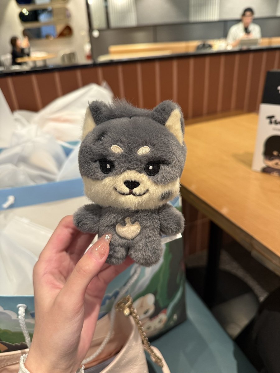 ddohhnn's tweet photo. 내 도쥬니 기츄니 경락 시켜줬더니 진짜 사진처럼 돼써🙀 https://t.co/ADhjPsBg01