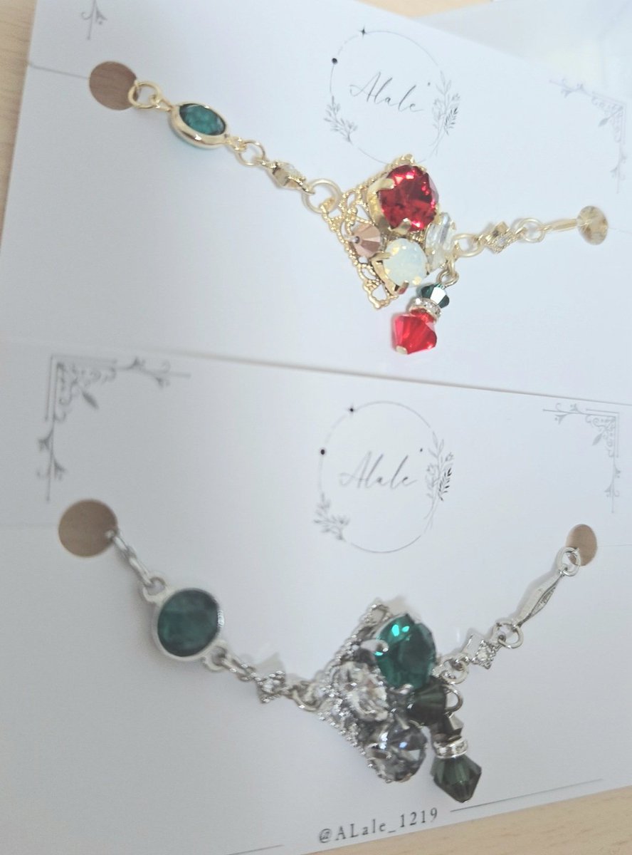 Alale_1219's tweet photo. 原神イメージアクセ進捗
🌱🏛️モチーフ
週末にはお品書きあげたい🥺
#Alaleｱｸｾ https://t.co/hY9LUoKUl6