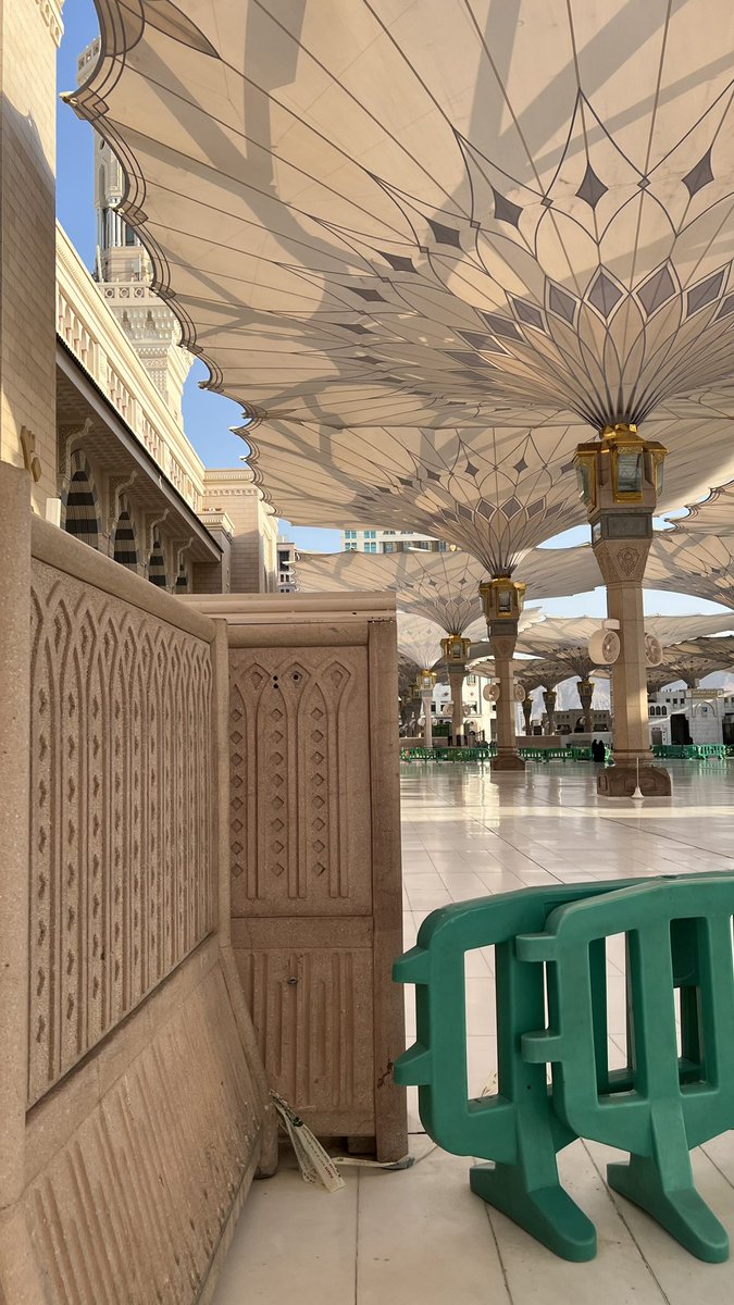 lawpdcr's tweet photo. «والمدينة خيرٌ لهم لو كانوا يعلمون»

لا جمالَ يضاهي جمالَ هذه الصباحات. https://t.co/mBngqB9A31