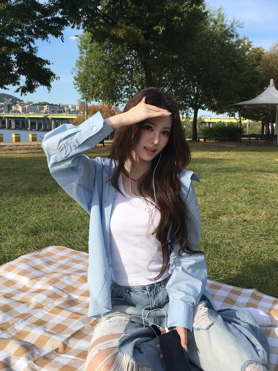 sukykiii's tweet photo. 261001 #수이 버블 🫧 https://t.co/1xFzt1S0W9