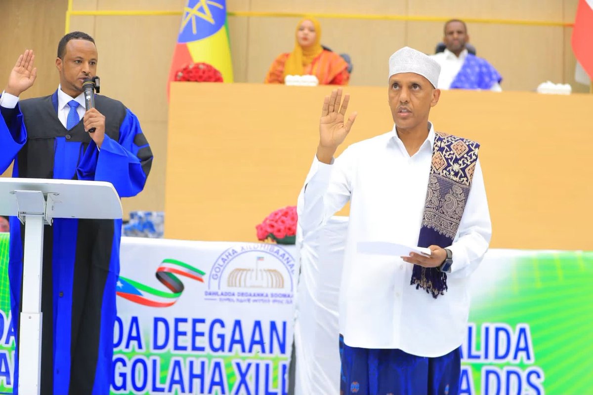Alisaahid's tweet photo. Hambalyo Madaxweyne mustafe oo  5 sano ee soo socota loo dhaaryay saaka https://t.co/Q1c47gj1gi