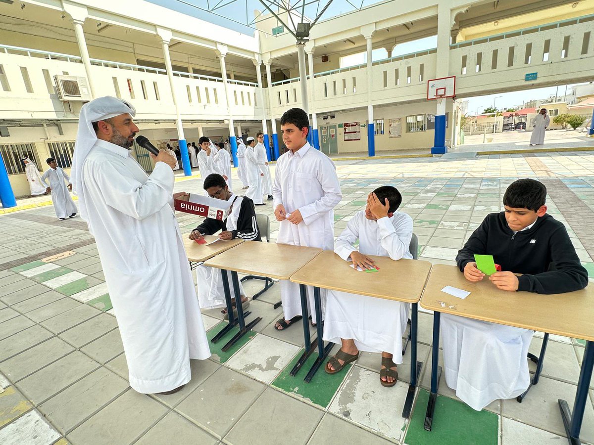 alrazipsb's tweet photo. انطلاقا من حرص إدارة المدرسة على تنفيذ أنشطة القيم التربوية  ، نفذ قسم التربية الإسلامية وبالتعاون مع أخصائي الأنشطة نشاط مسابقة عن قيمة الصدق ، وتم تكريم الطلاب المتميزين في القيمة التربوية. https://t.co/Q1KnD3VNyr